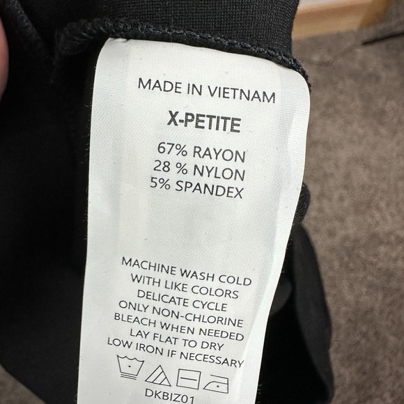 QUINCE Black Ultra Stretch Ponte Straight Leg Pants NWT Size S Petite NWT - Picture 5 of 10
